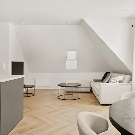 Living アパート *